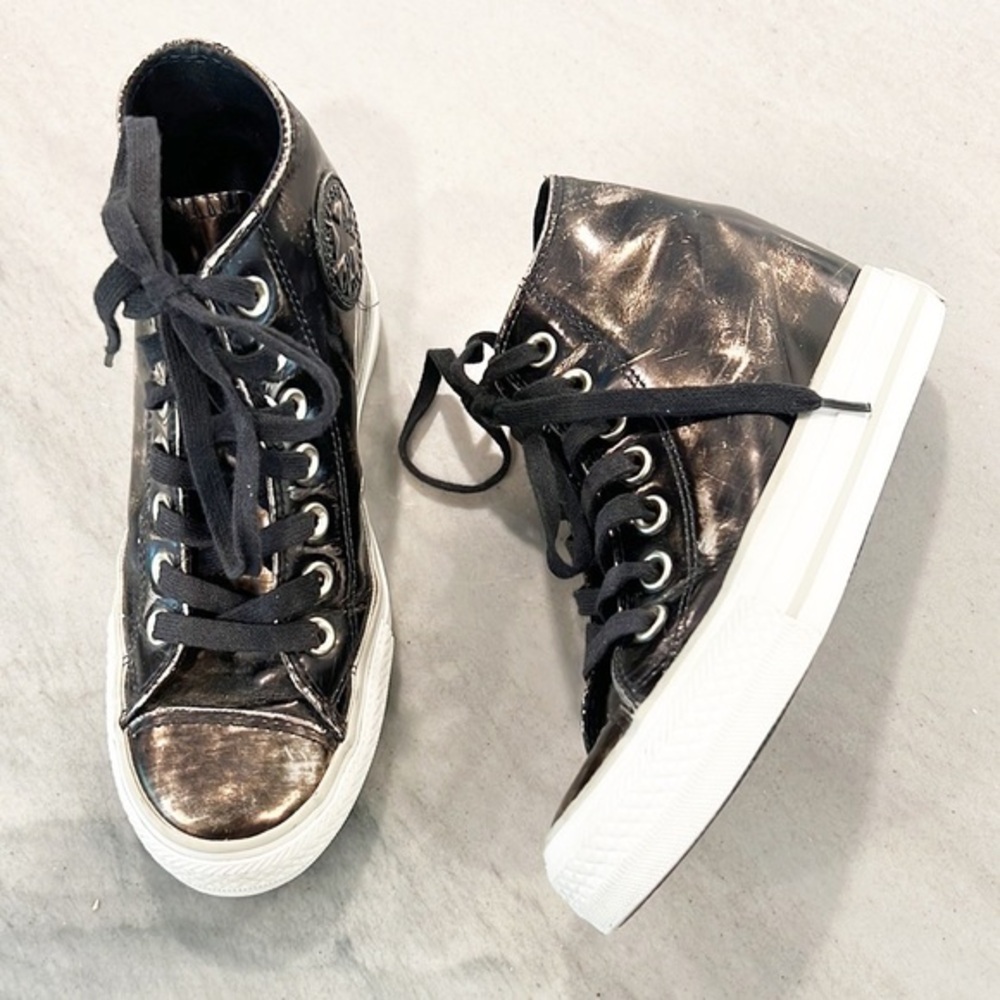 Chuck Taylor Lux Brush-Off Leather Wedge Sneakers Size 5 Gunmetal Bronze
